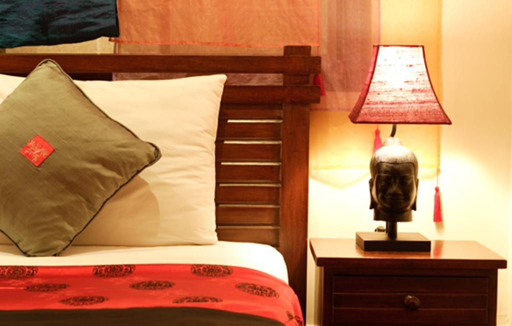 Red Hibiscus Hotel Phnom Penh Esterno foto